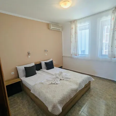 דירה Vodenicata 5b8 Sveti Vlas Bŭnzarito
